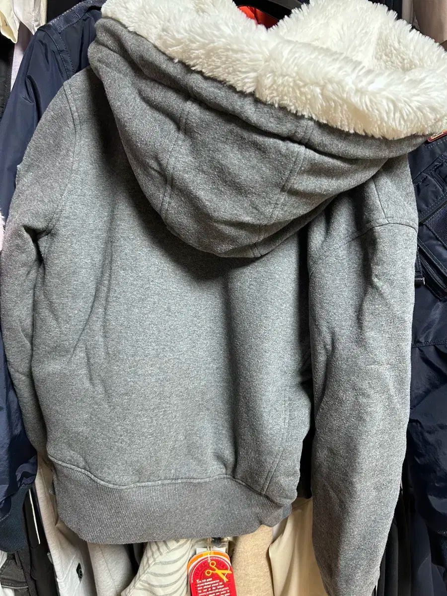 ムースナックルズ Bunny セーター M M