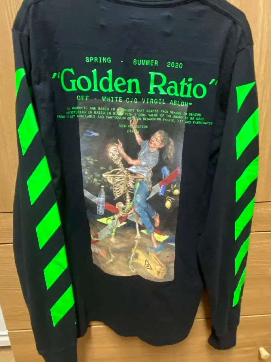 S オフホワイト ブラック 長袖 Tシャツ