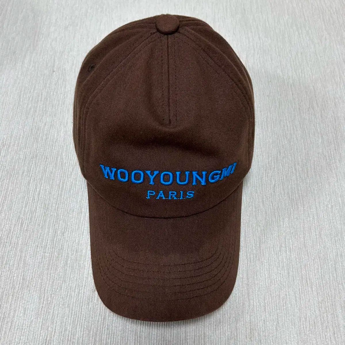 WOOYOUNGMI ウーヨンミ エンブロイダード ベースボールキャップ 帽子 ブラウン