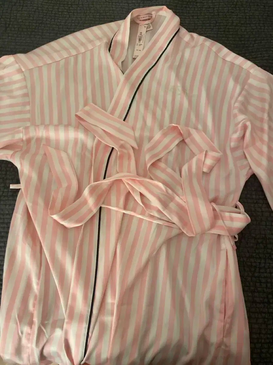 ヴィクトリアズ シークレット ガウン