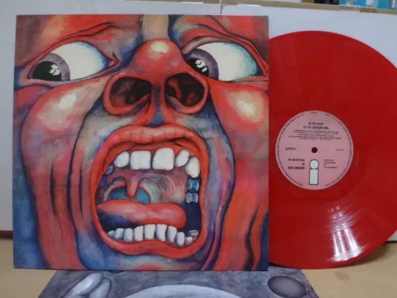 収入 LP King Crimson ー Red Wax 盤