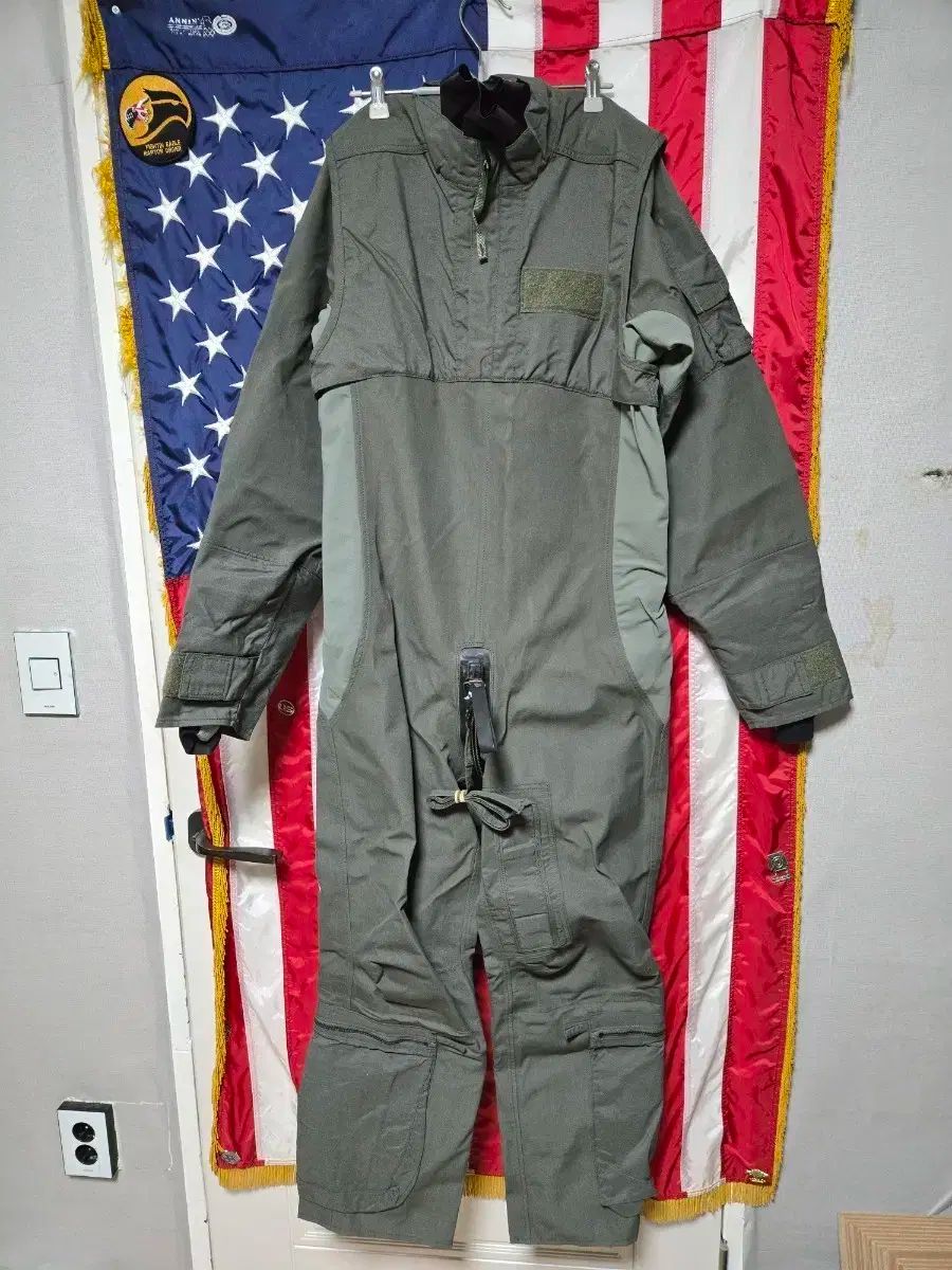 ミリタリー支給 cwu 87 pフライトスーツ ゴアコボカバーオール 靴
