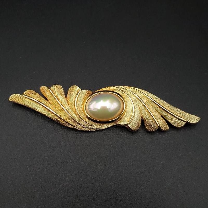 美品 Christian Dior クリスチャンディオール ブローチ フェイクパール