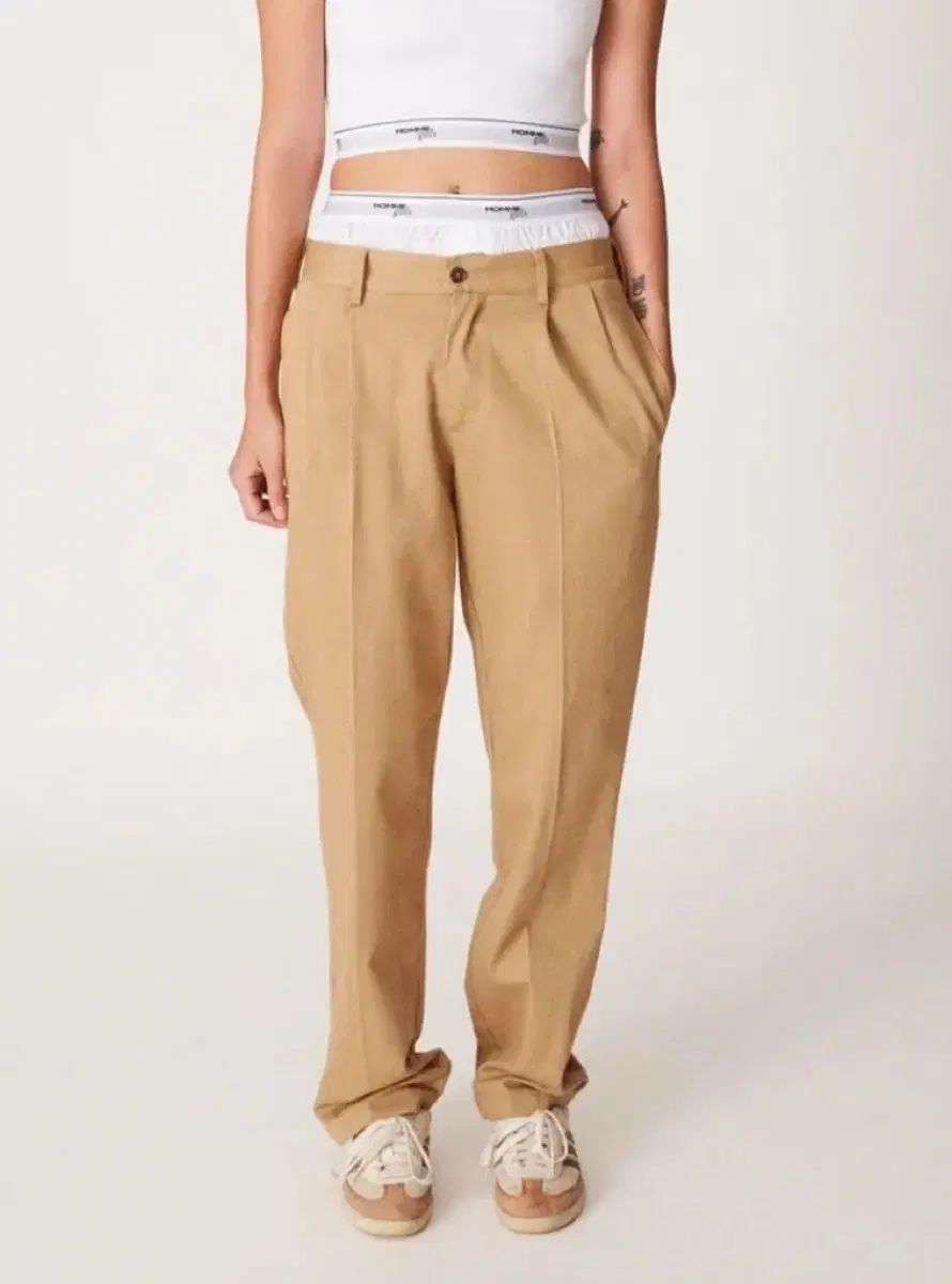  オムガールズ ベージュ レイヤード スラックス スラックス パンツ