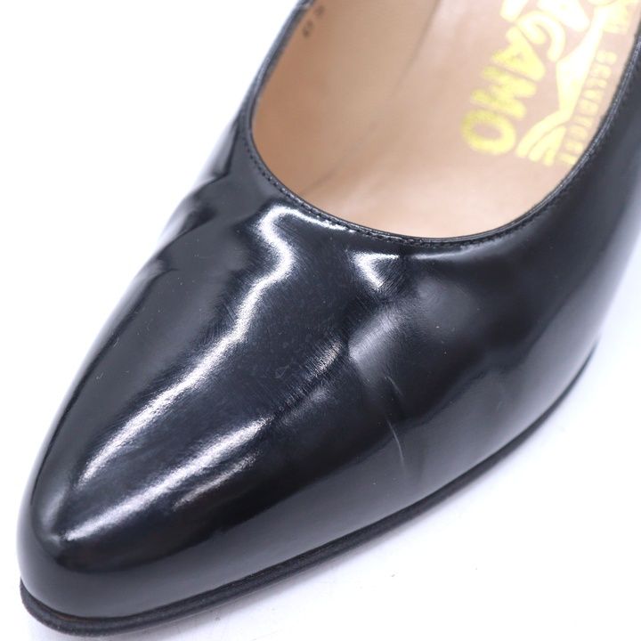 サルヴァトーレフェラガモ パンプス エナメル ハイヒール シューズ 靴 イタリア製 レディース ブラック Ferragamo