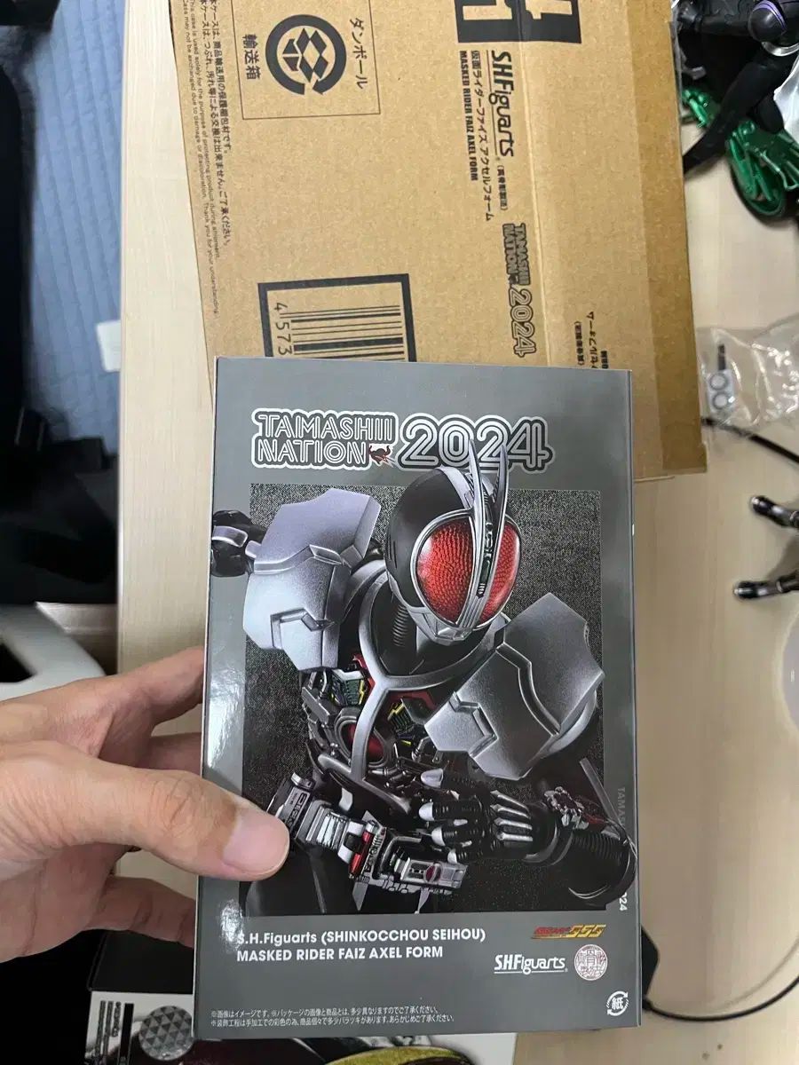 S H Figuarts 真骨彫製法 PHYZ ファイズ エクセルフォーム