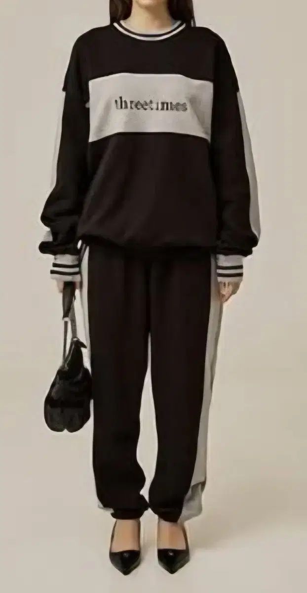 スリータイムズ スモア トレーナー セットアップ ブラック