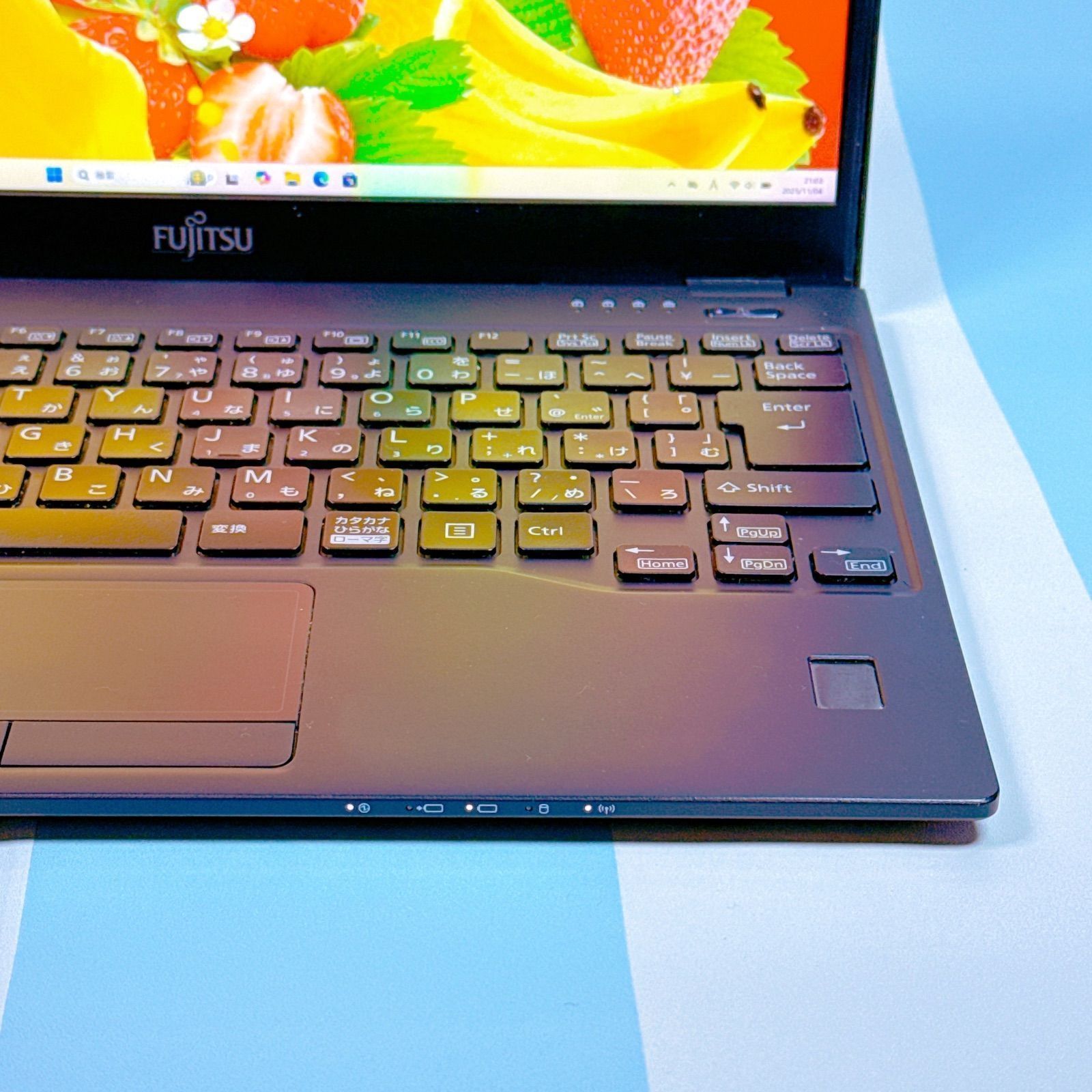 超爆速❤️第8世代Core i5‼️ 8GB⭐️windows11⭐️SSD256GB 薄型