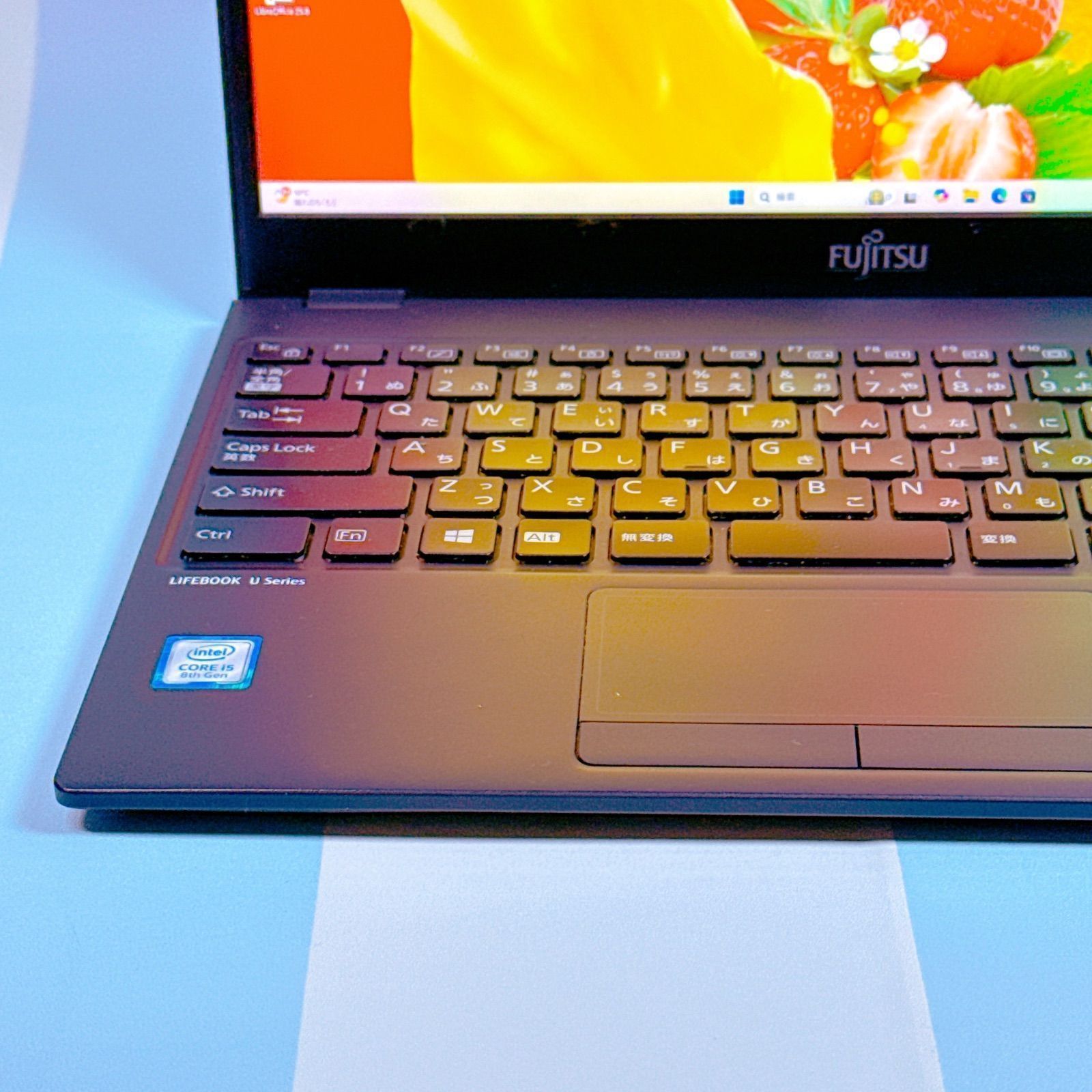 超爆速❤️第8世代Core i5‼️ 8GB⭐️windows11⭐️SSD256GB 薄型