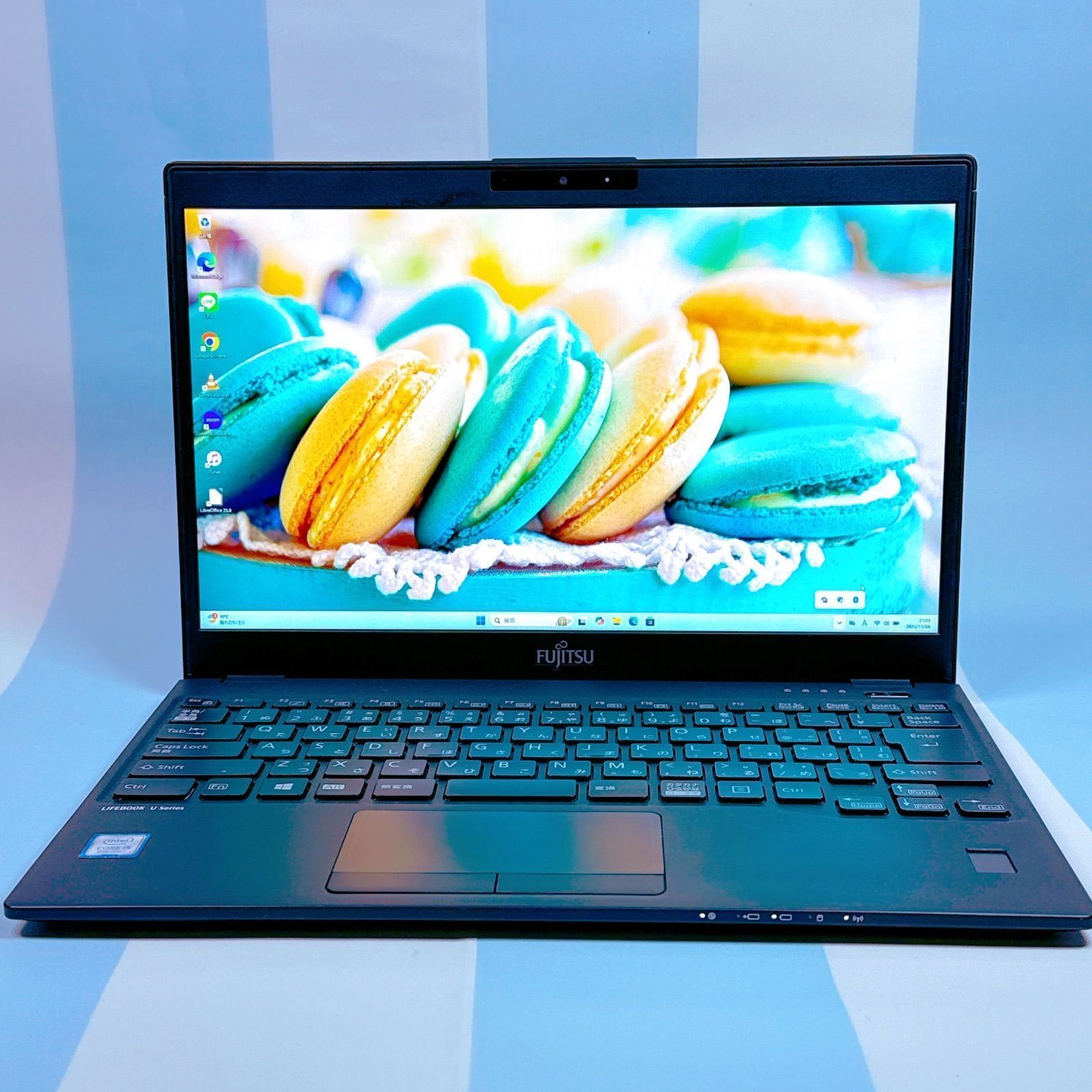 第8世代i5✨SSDでサクサク！カメラ付薄型ノートパソコン✨すぐ使える