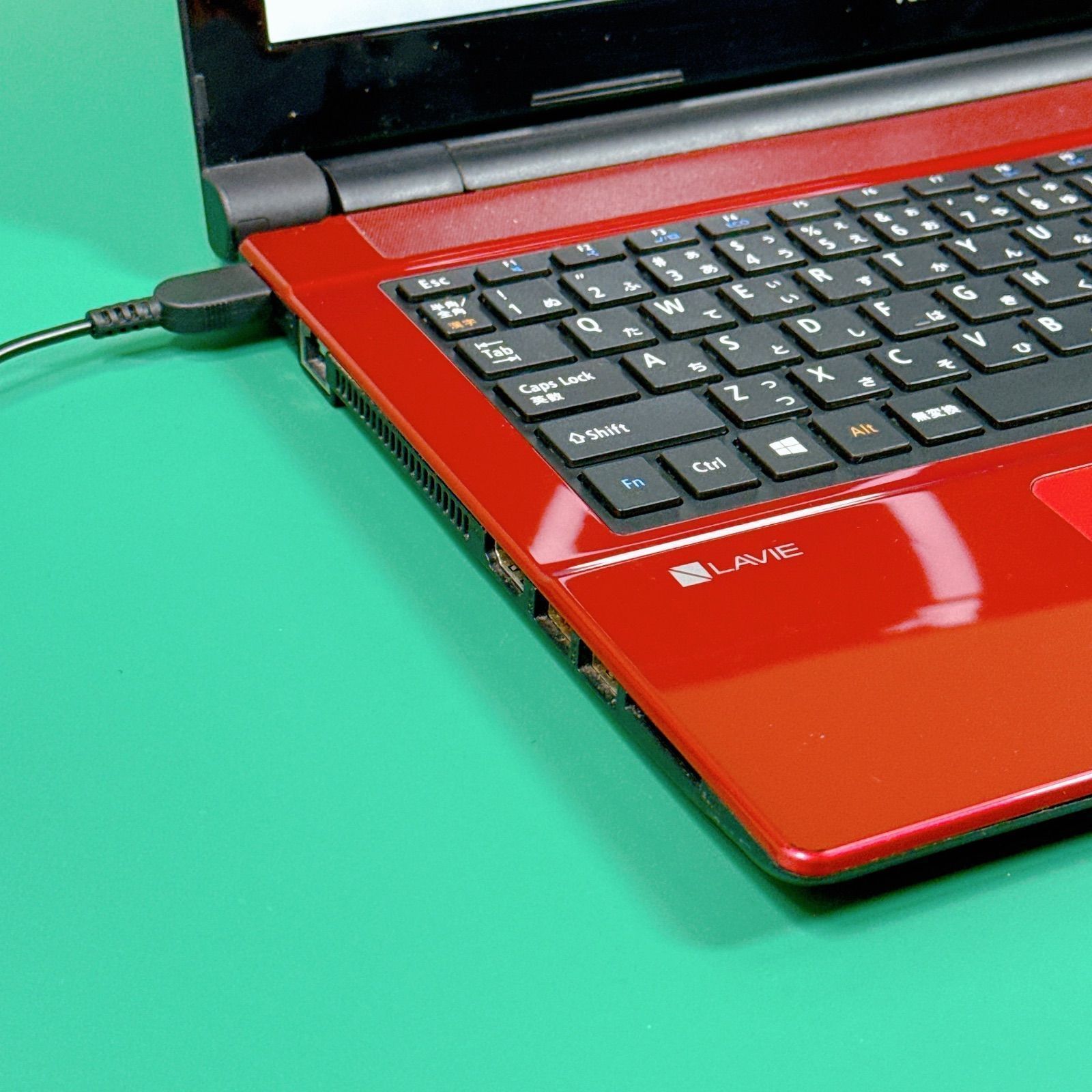 ✨新品高速SSD搭載✨薄型でお洒落 Windows11 ノートパソコン✨カメラ付