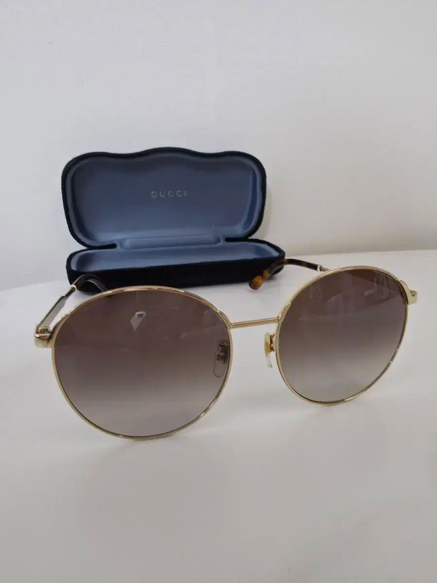 グッチ ラウンド メタル サングラス