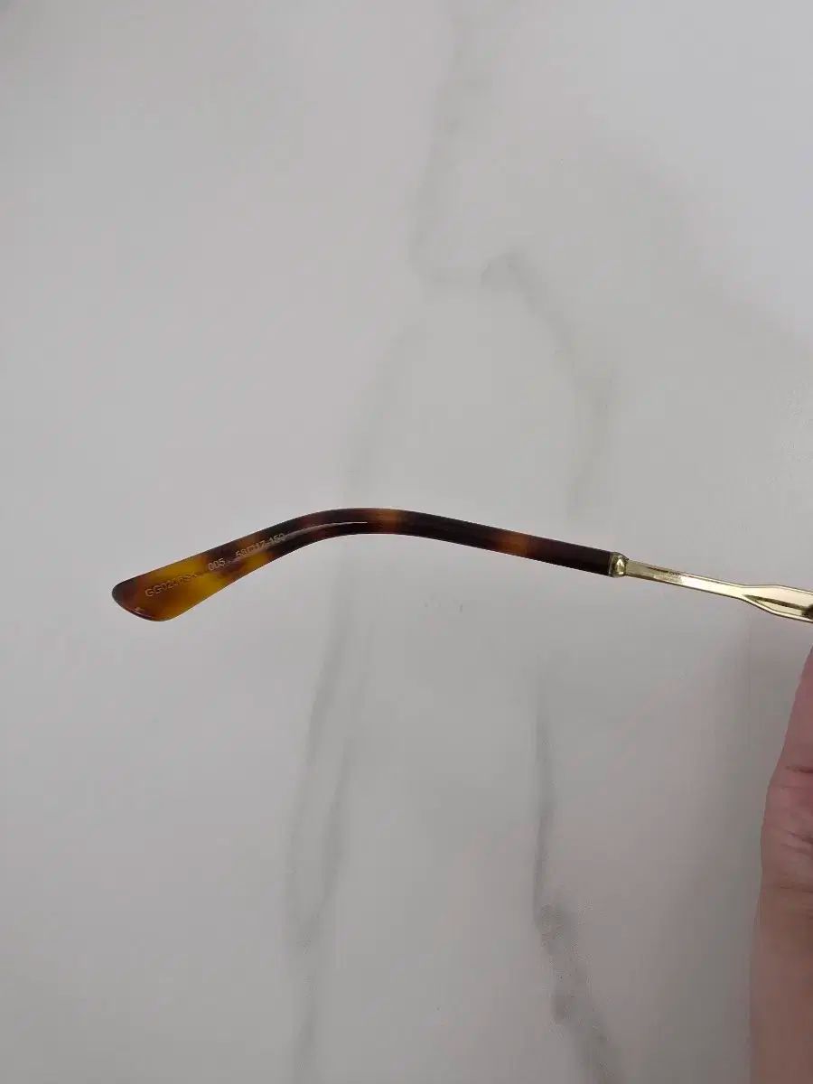  グッチ ラウンド メタル サングラス サングラス 小物