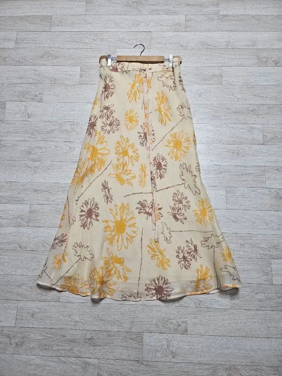 LEE MATHEWS フラワー シルク ロング スカート