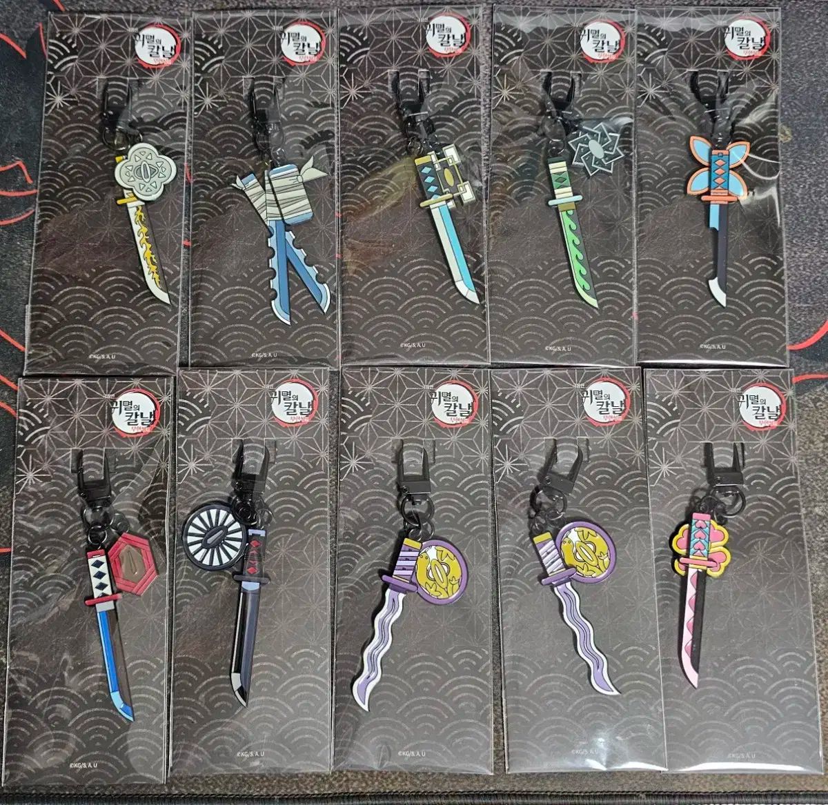 安くて高質の製品を提供! 鬼滅の刃 日輪刀キーホルダーセット