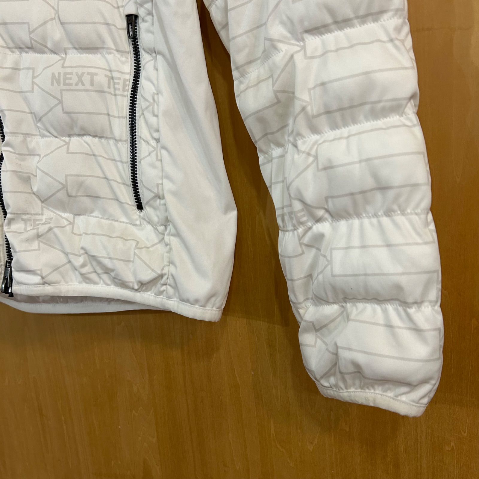 Callaway キャロウェイ 中綿ジャケット 白×グレー 矢印柄 総柄 襟裏