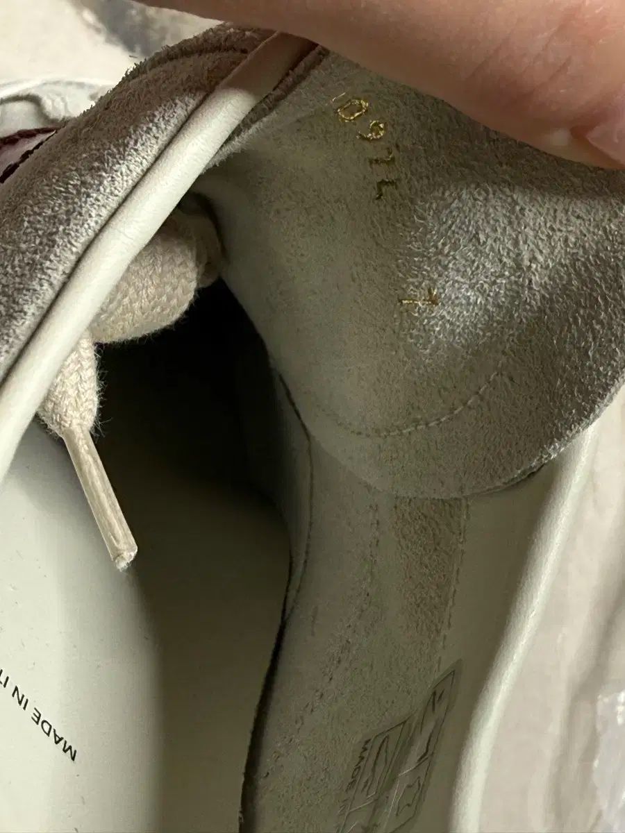 ケンブリッジ スニーカー