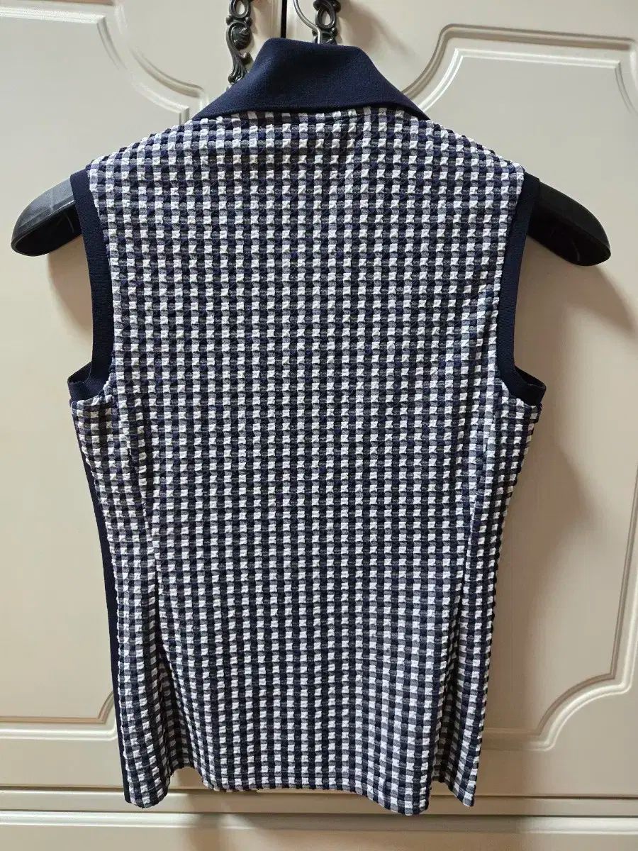 ノースリーブ ゴルフウェア