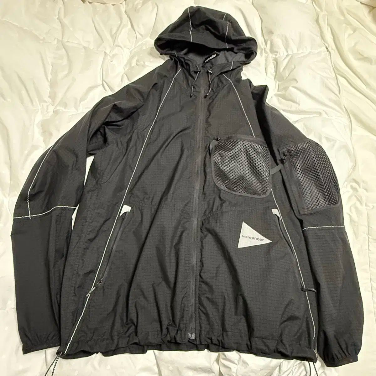 and wander ブレスリップ フーディ ジャケット XL サイズ