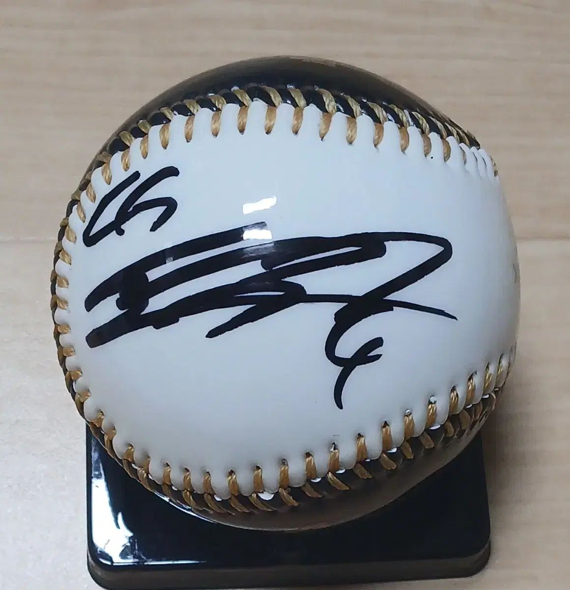 LGツインズ 2025 シン ミンジェ 統合優勝 記念球 親筆サインボール