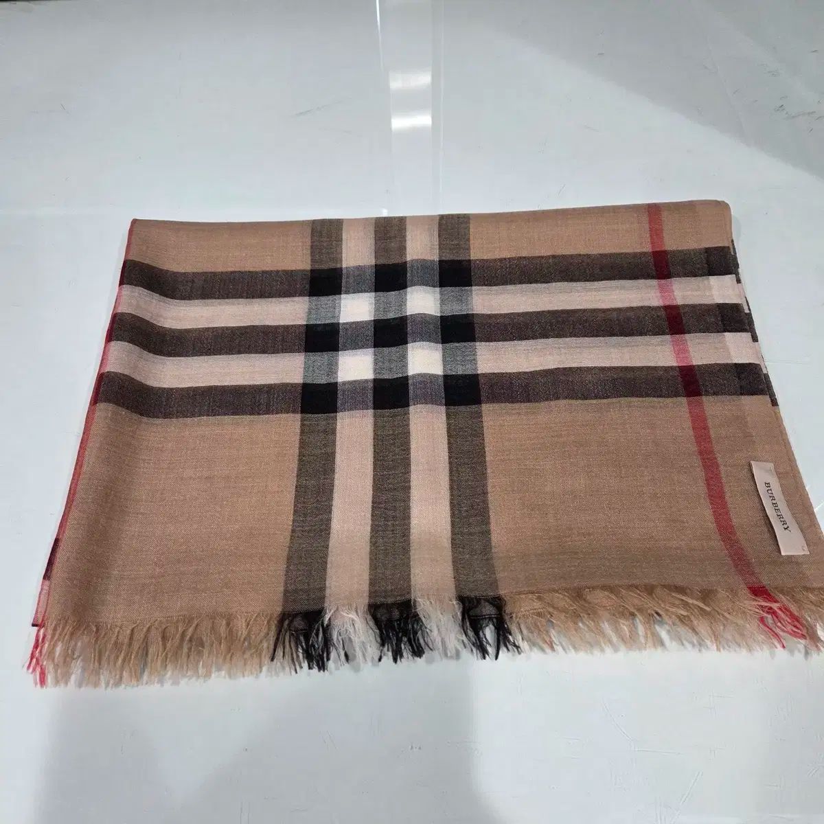 バーバリー スカーフ 4 - 使用感なく収納ボックス用
