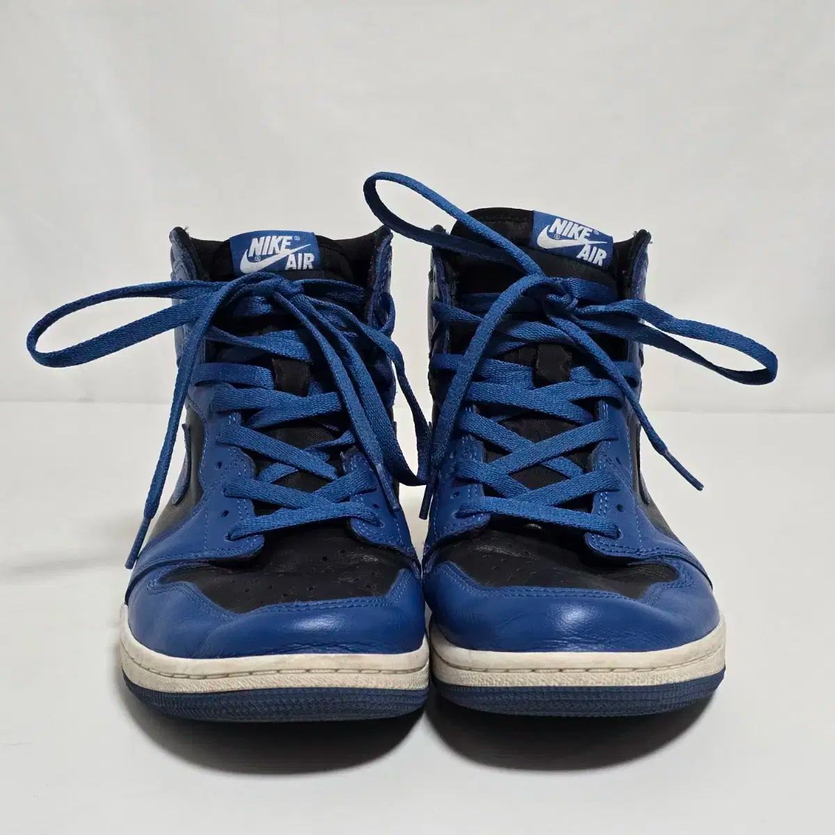 ダークマリーナブルー スニーカー