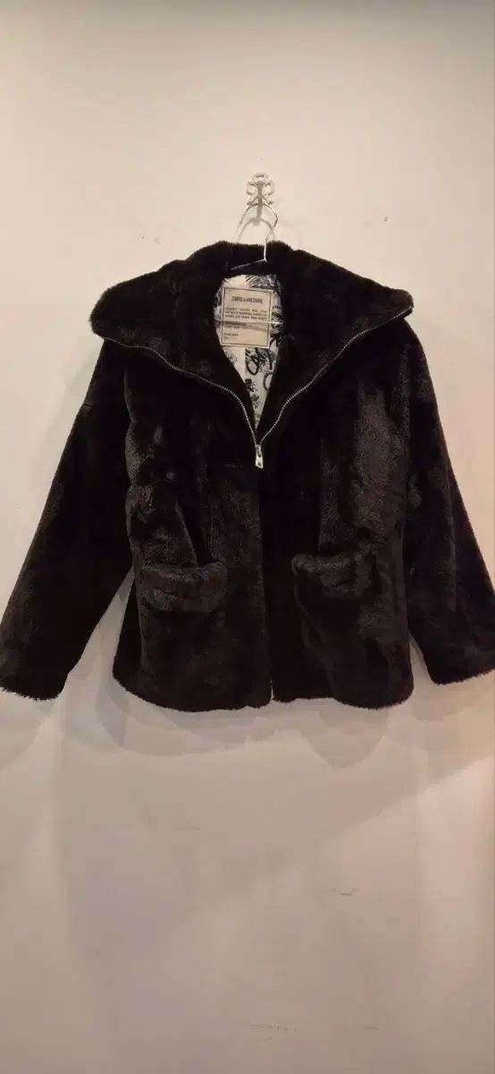 ZADIG- ザディグ エ ヴォルテール 55-66 フェイクファー ジップアップ ジャケット