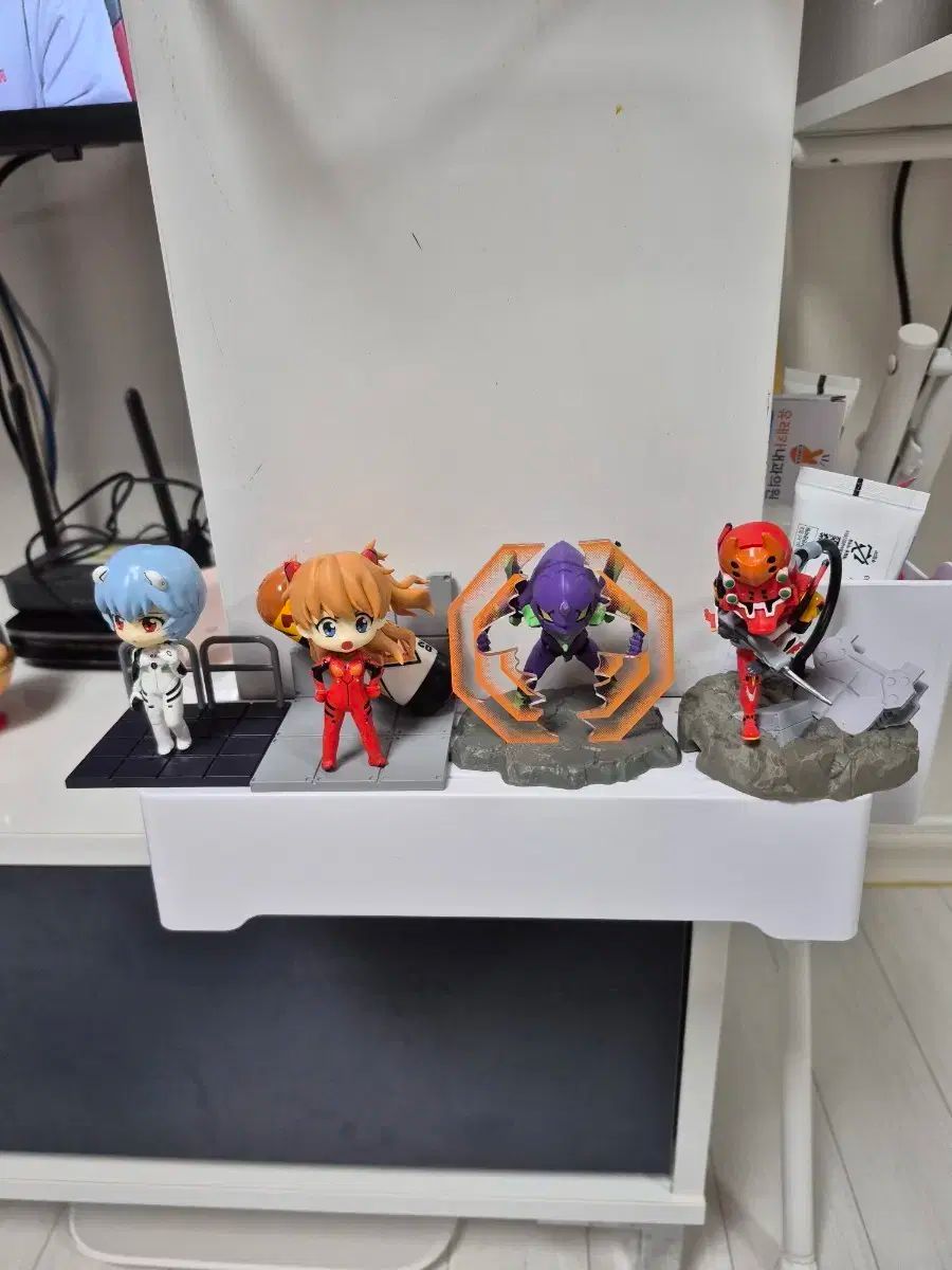 エヴァンゲリオン キャラクター フィギュア 半 セット