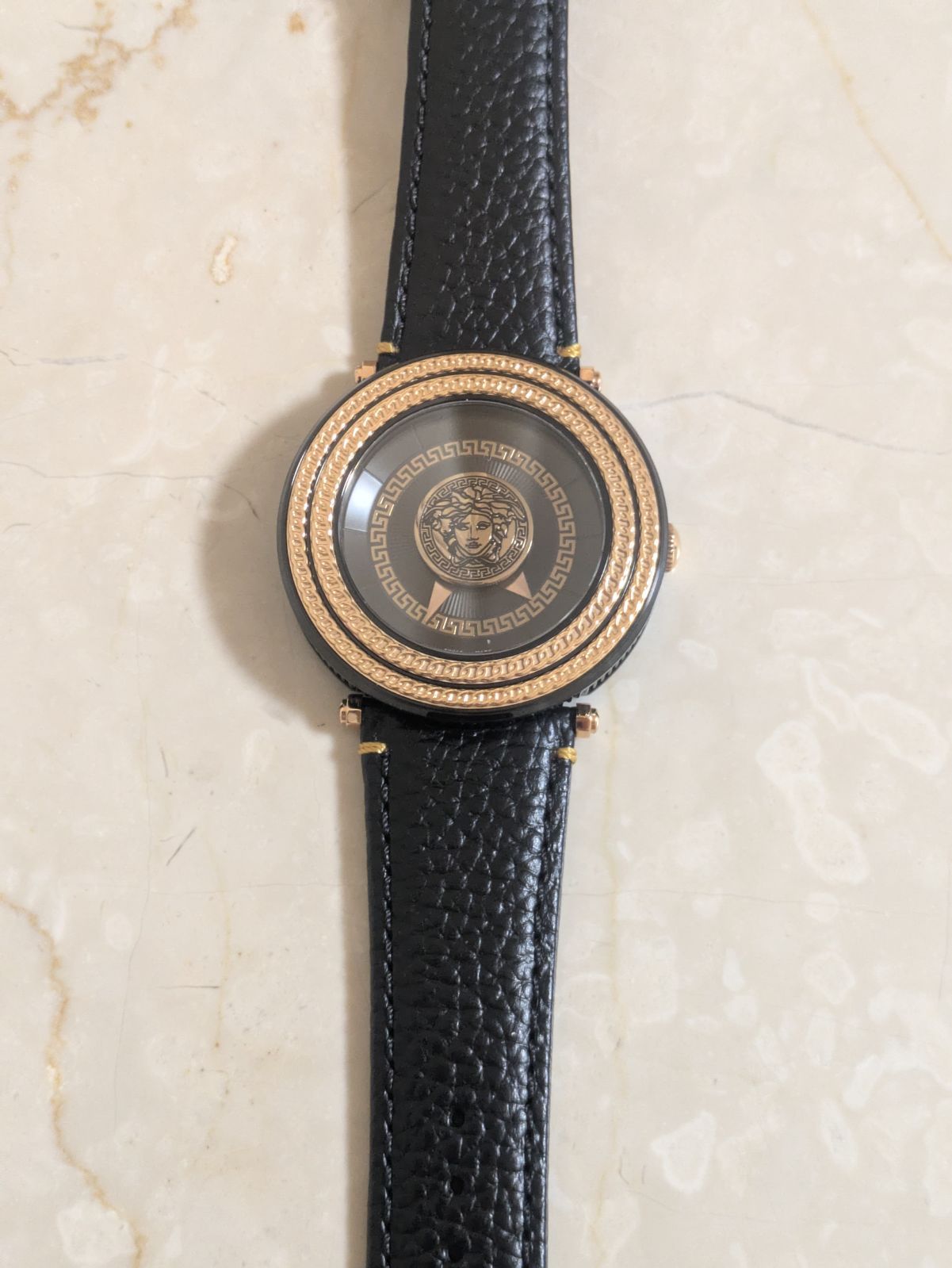 ヴェルサーチ メンズ 腕時計 ゴールド V Metal Icon VQL030015 メタルアイコン