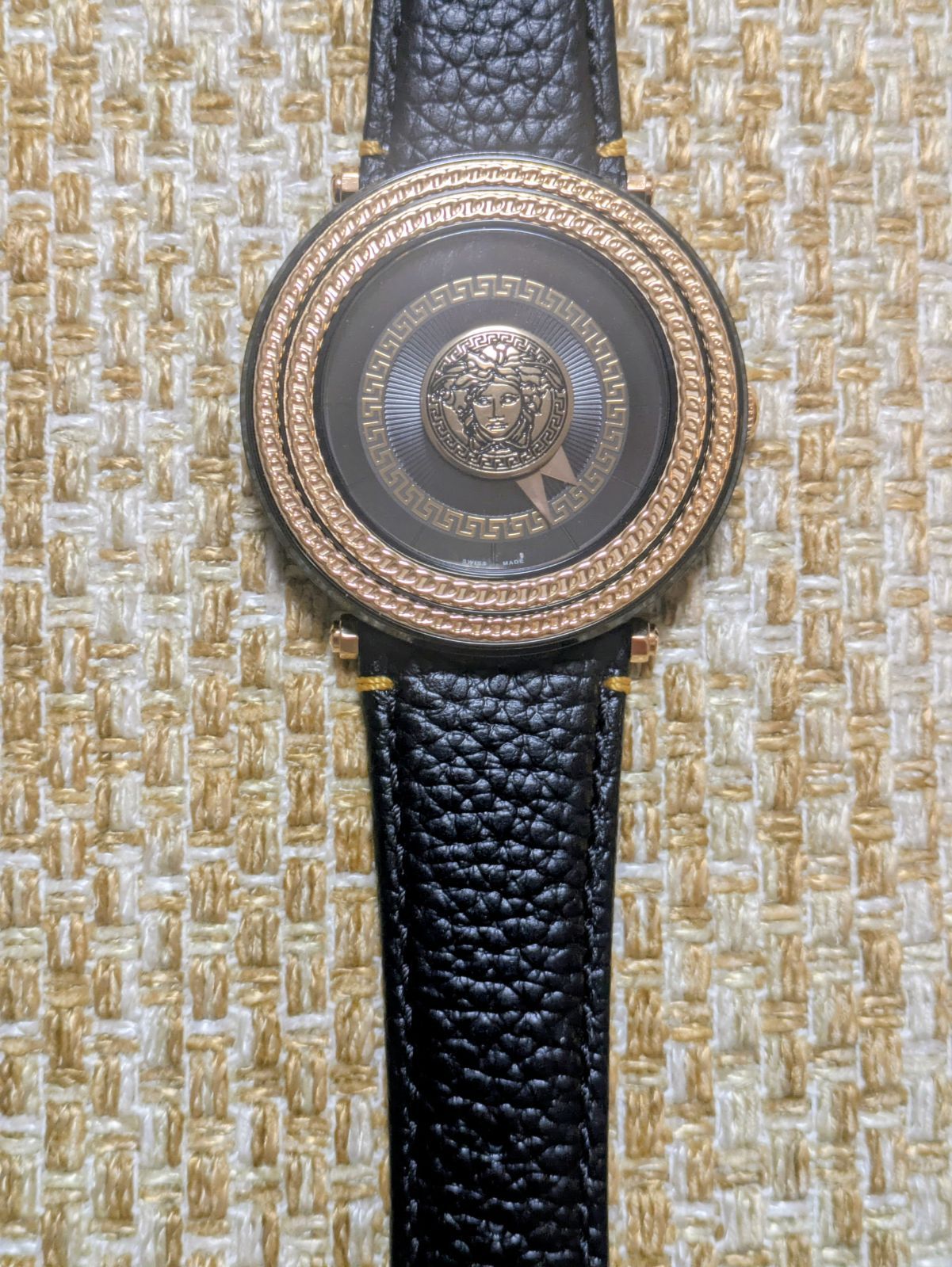 腕時計 ゴールド