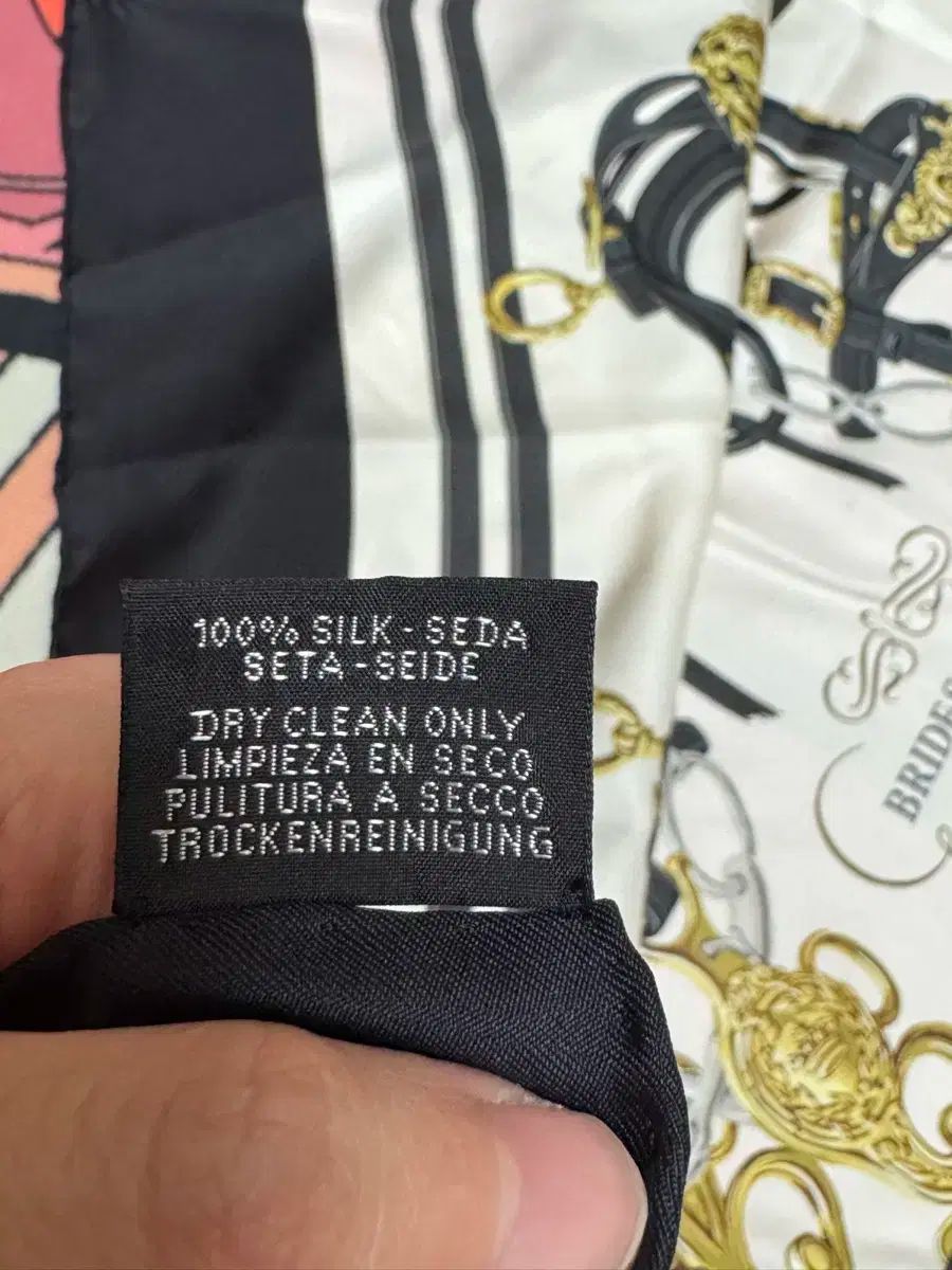  エルメス スポーツブラ ライダー ド ガラ シルク スカーフ カレ 90 バンダナ スカーフ 小物