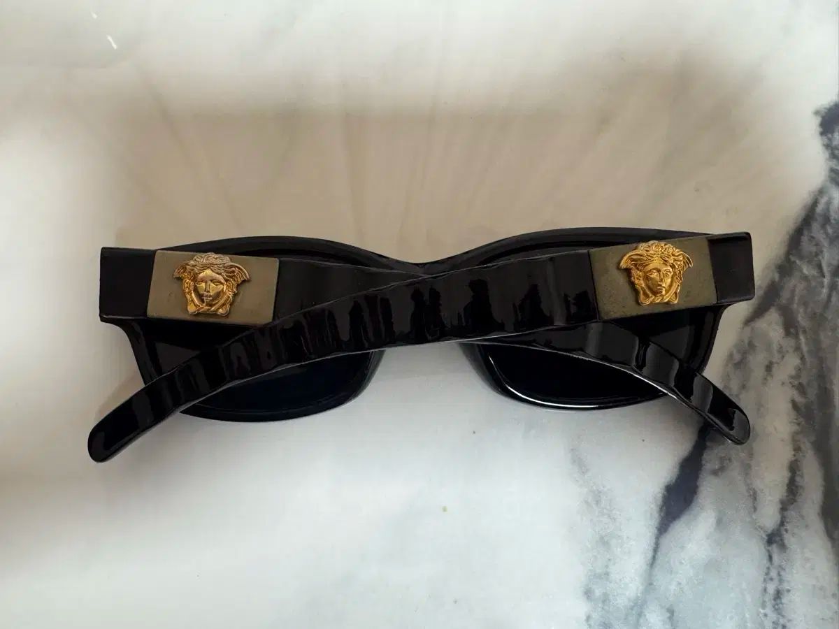 ヴェルサーチェ ヴィンテージ サングラス