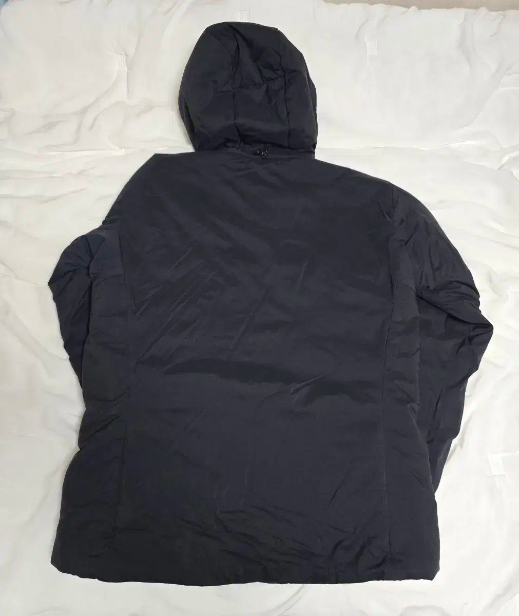 ARC TERYX アークテリクス × BEAMS ビームス Atom AR フーディー ブラック GOLD