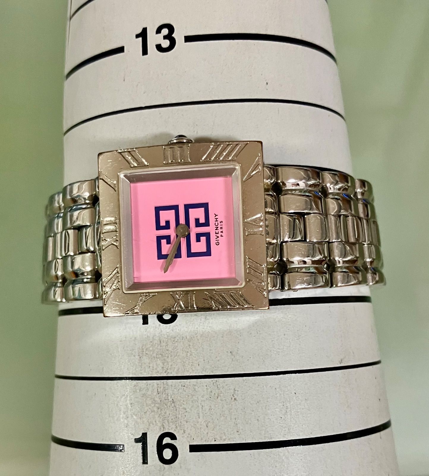 ☆稼働品☆GIVENCHY ジバンシィ☆REG 1558962☆スクエア☆ クオーツ