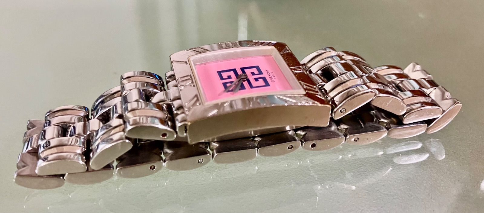 ☆稼働品☆GIVENCHY ジバンシィ☆REG 1558962☆スクエア☆ クオーツ