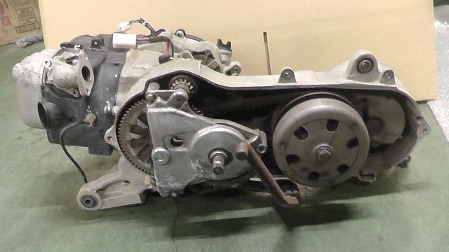 レッツG CA 4 AA 102 xxx の エンジン