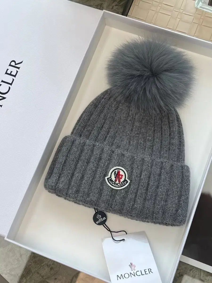 MONCLER モンクレール ウール ニット 帽子 ビーニー