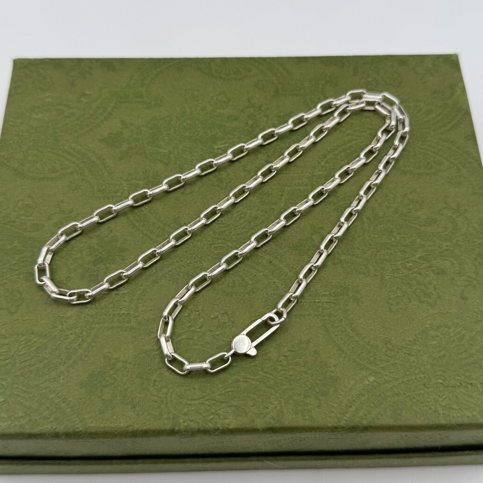 GUCCI オーバルチェーンのみ 50cm ネックレス [0976a17] GUCCI オーバルチェーン のみ 50cm ネックレス 1145a15 - メルカリ