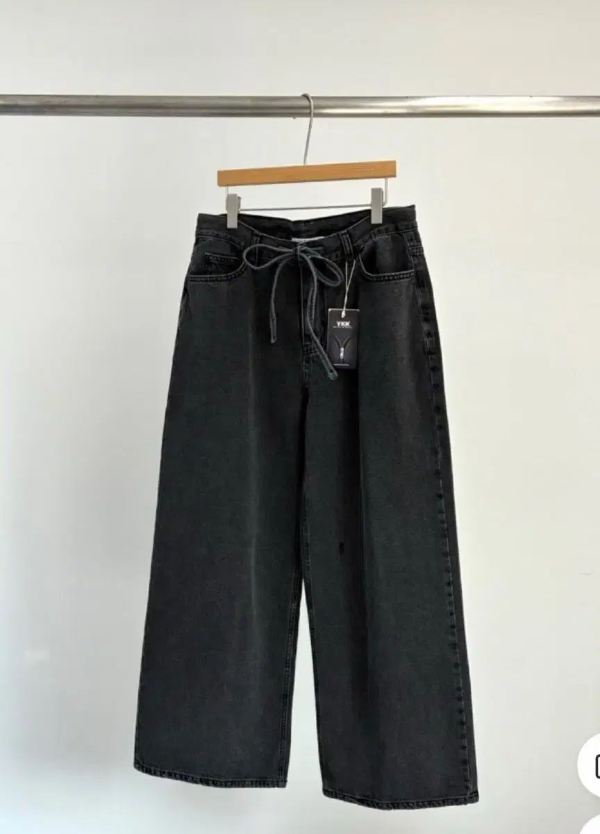 ロマンティックサイズ ストラップ ワイド デニム ウォッシュ