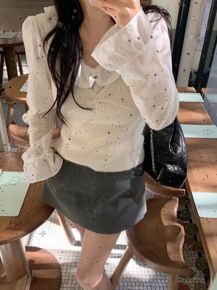 leeds リーズ シャーリーズ ブラウス クロップドパンツ