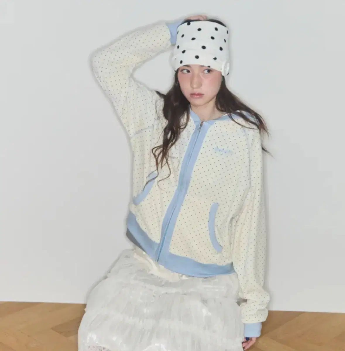 チュールフレンチテリー ドット ラグラン フーディー クリーム ブルー