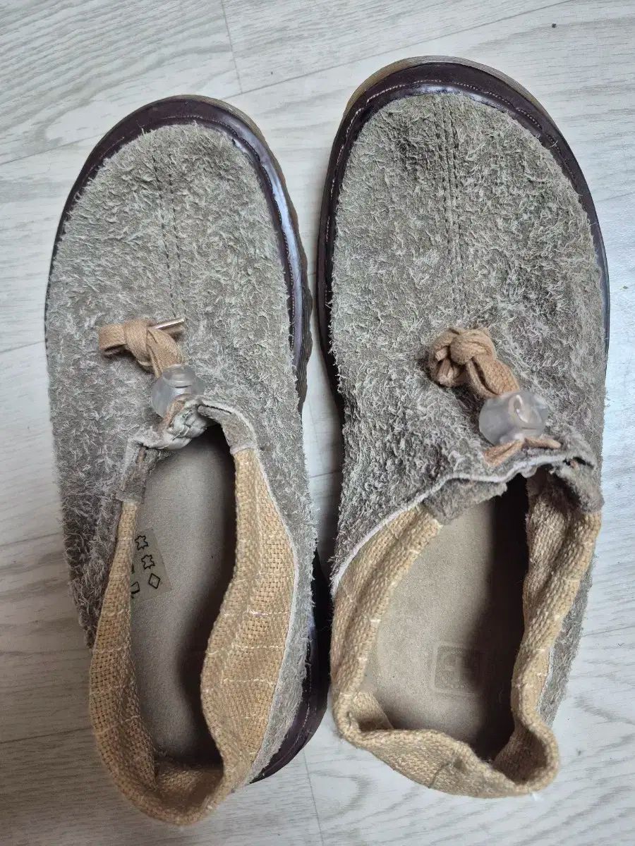 MARTENS ドクターマーチン