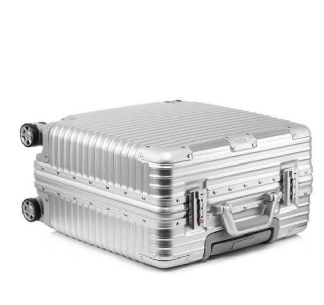 スーツケース シルバー