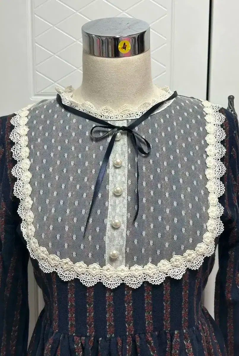 딸기쨈プロジェクト ソコニョONE PIECE / ヴィンテージ フラワー ストライプ レース ONE PIECE