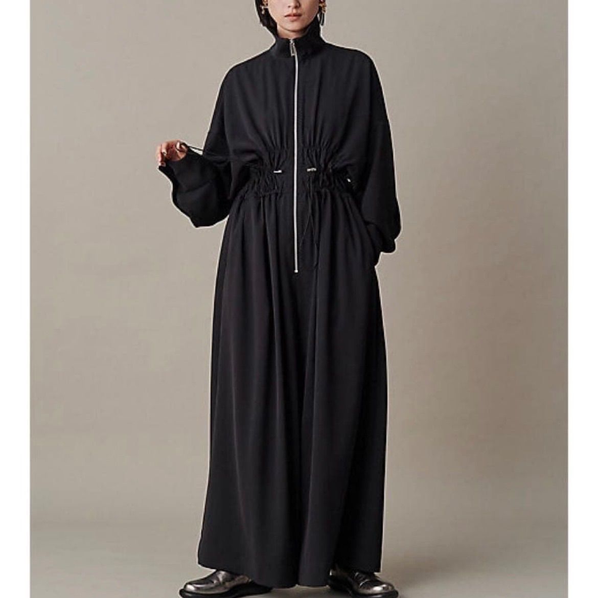 美品 現行 完売 UN3D. アンスリード WAVE SHIRRING JUMP SUIT セール