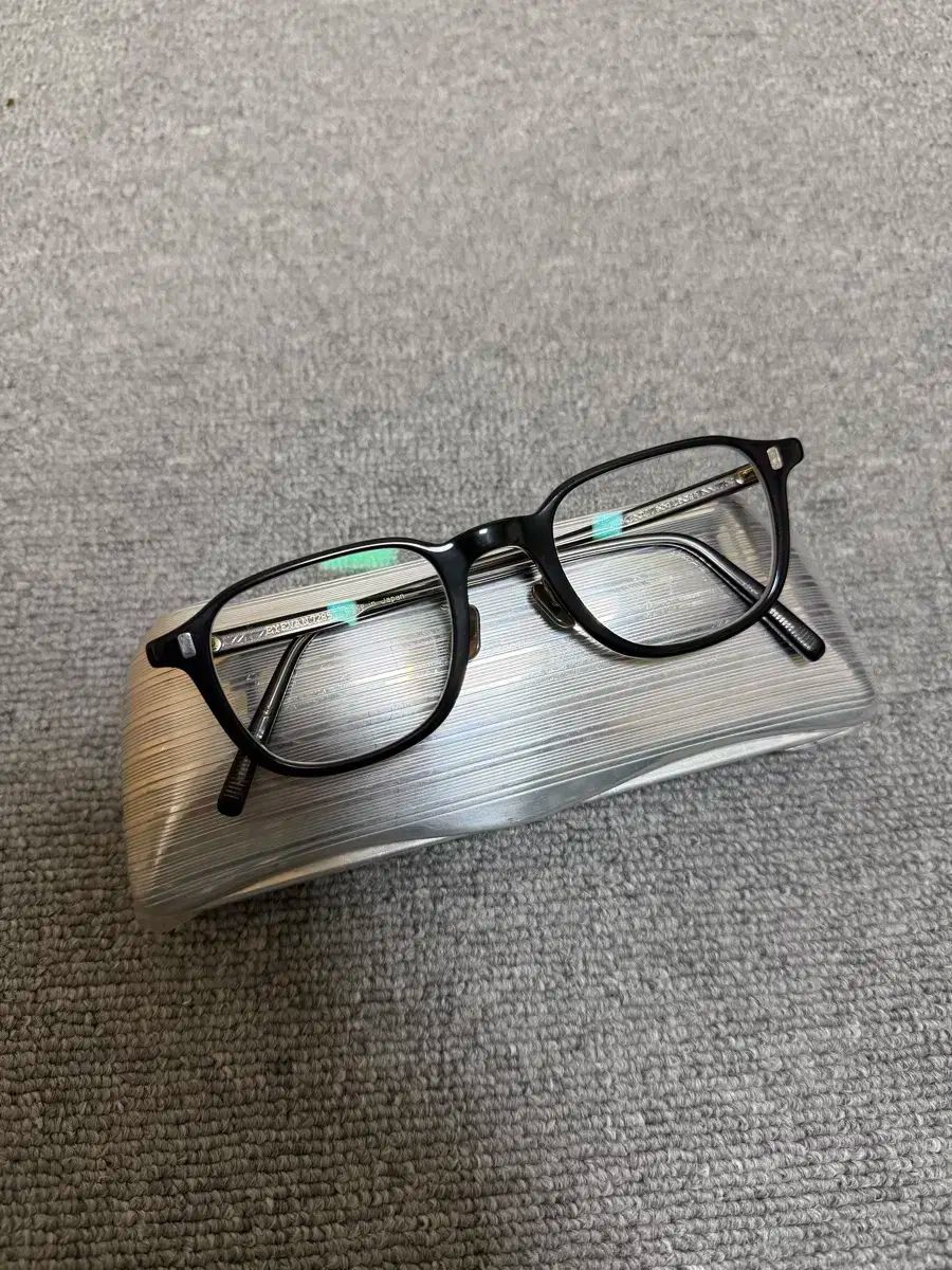 アイヴァン Eyevan 7285 325 c100 ブラック