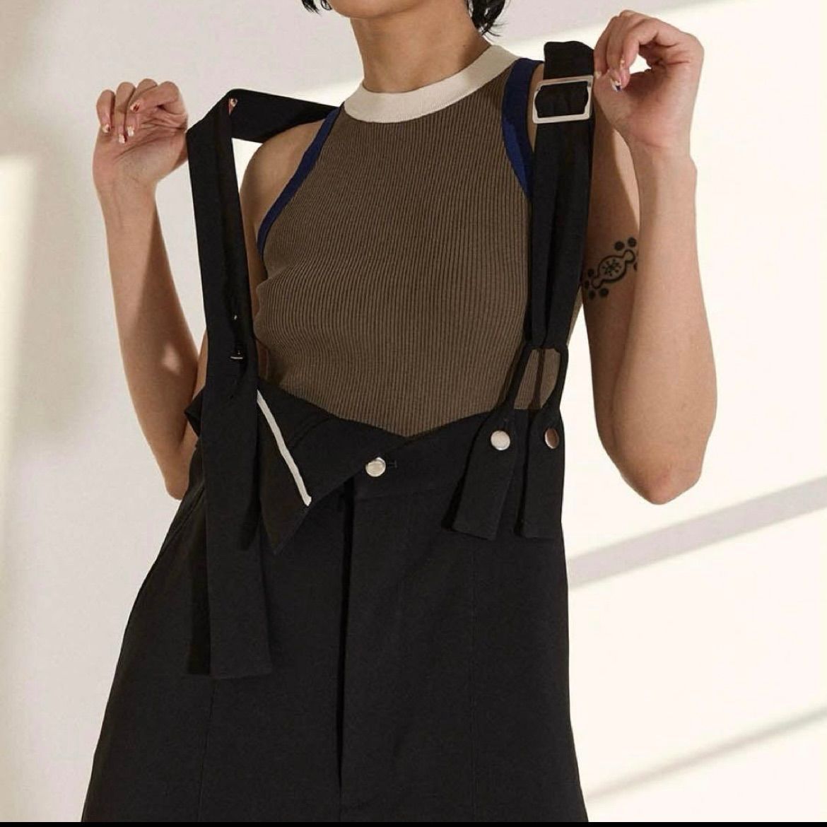 美品 OMMO オーエムエムオー IRREGULAR PATTERN AIO - メルカリ