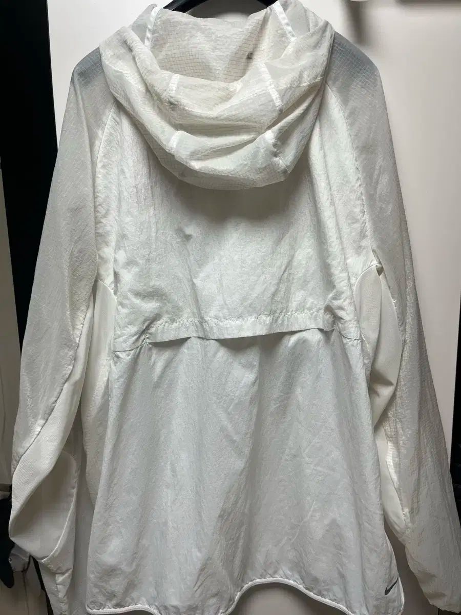 ナイキ トレイル エアリーズ 白 FN4003-121 OLIVEOS_COM_TR