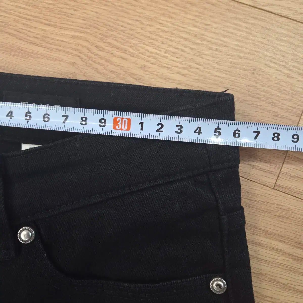 ブラック デニム