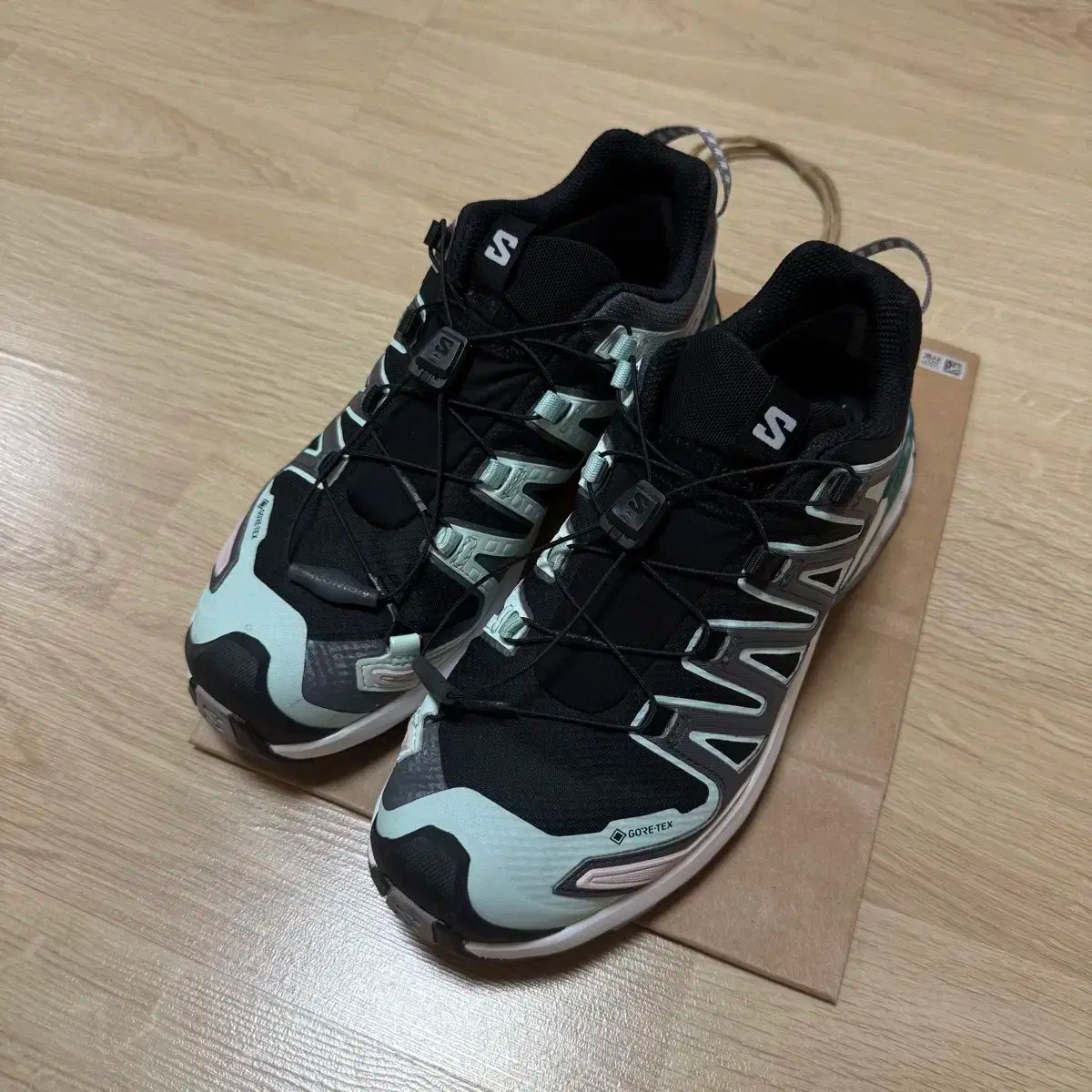 サロモン xa pro 3d ゴアテックス 240 一回着用